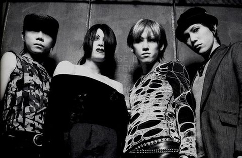 V-ROCK「DEADMAN」 : ネコにハーモニクス