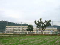 霧島市立国分南中学校全景