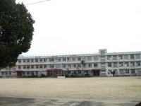 姶良市立柁城小学校グラウンド