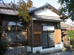 蒲生茶廊 zenzai 玄関