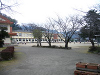 姶良市立蒲生小学校グラウンド