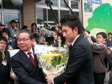 2011年姶良市故郷観光大使ソフトバンクホークス川崎宗則