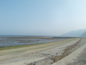 霧島錦江湾国立公園重富海岸から鹿児島市を望む