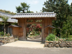 入来武家屋敷門