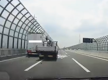 f2442421341311111無題