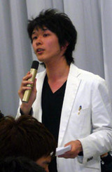 学生と講師