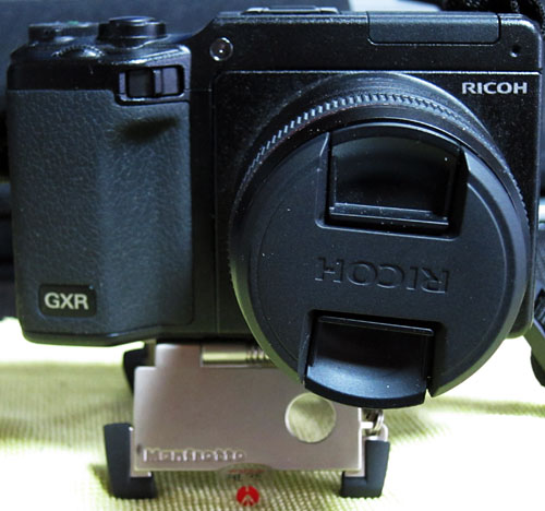 PocketTripod-L04