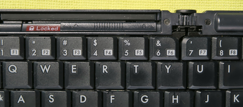 iPhone6sPlus_and_keyboard8
