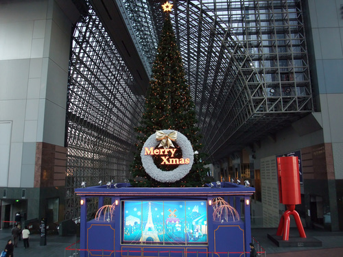 京都駅クリスマスツリー by FinePix F100fd (1)