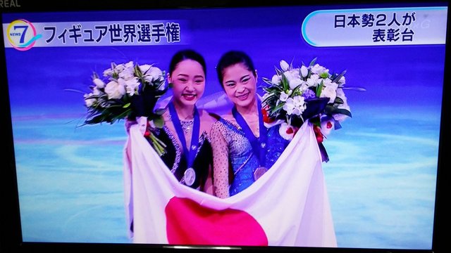 表彰台二人