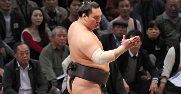 待った白鵬