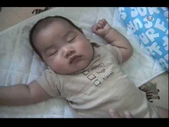 赤ちゃんを寝かす10秒で