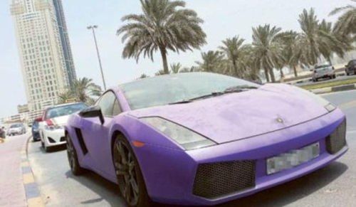 Dubai-pitiful-Super-Car_32