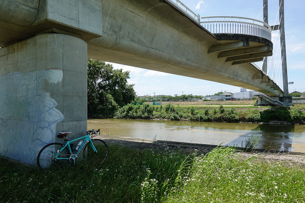 石川サイクル橋で1