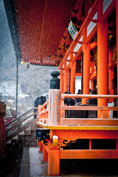 大雪の本堂2