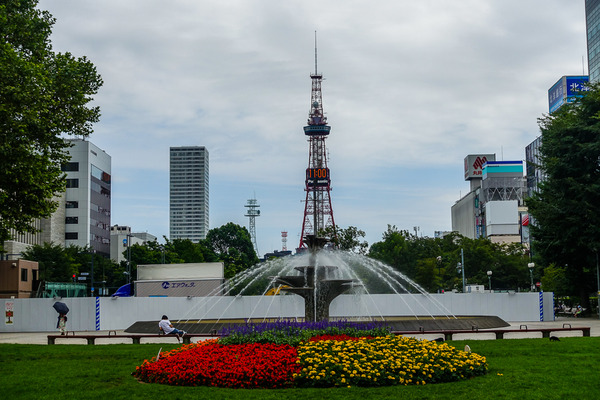 大通公園からテレビ等を望む