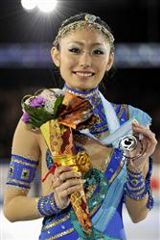 笑顔の安藤美姫=東京・代々木第一体育館