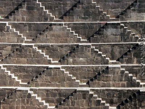 01TheDeepestStepWellintheWorld22