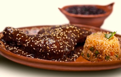 mole-con-pollo