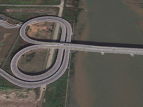 lotus-bridge-macau-google-earth
