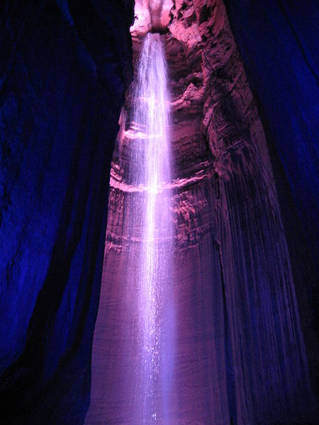 450px-Ruby_Falls