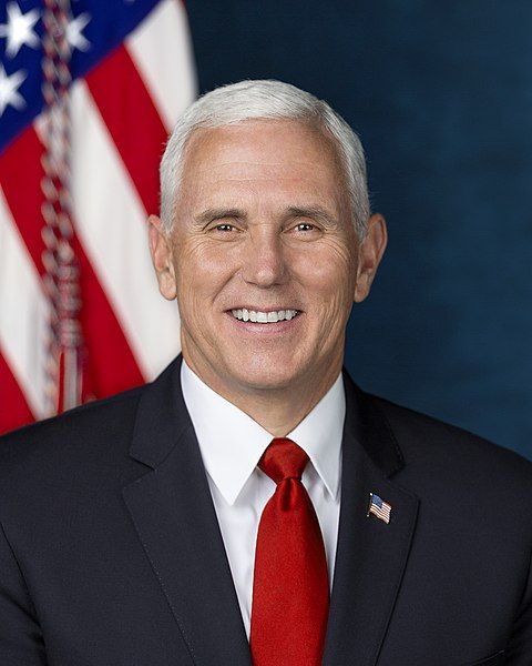 480px-Mike_Pencerait