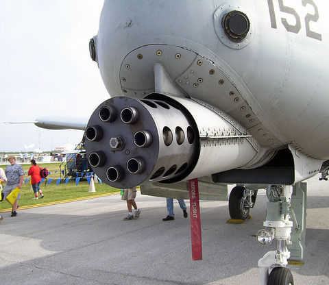 692px-A-10_GAU-8