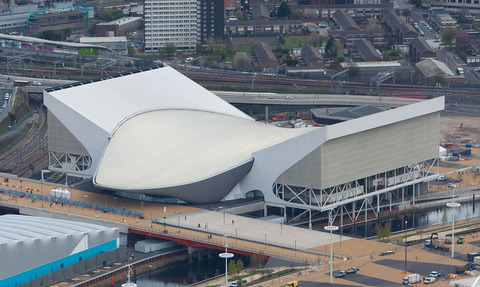 1200px-London_Aquatics_Centre,_16_April_2012