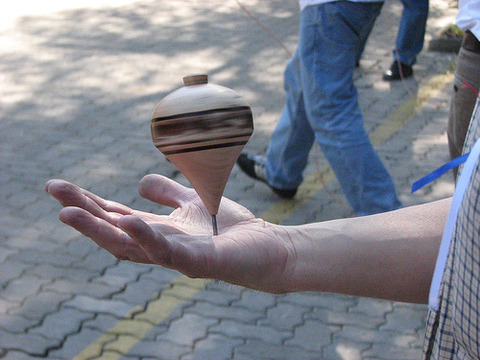 trompo-in-hand