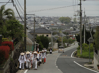 大師を偲ぶ遍路行