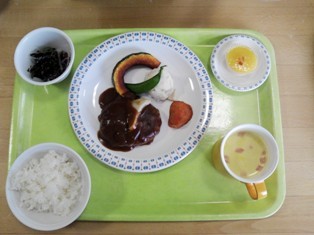 学校食