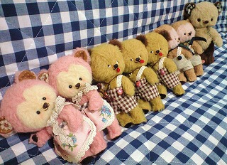 090502shopbears2.jpg