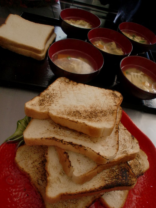 パン焼けた