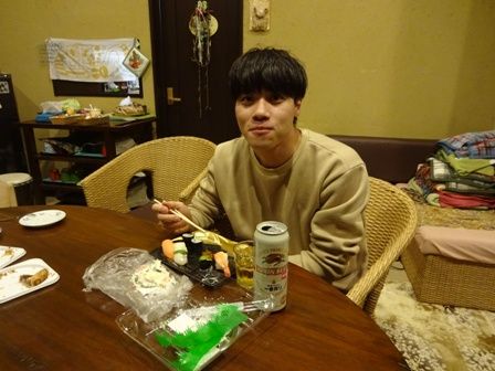 キムさん