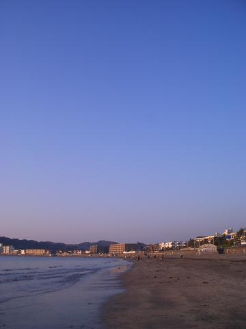 zushibeach.jpg