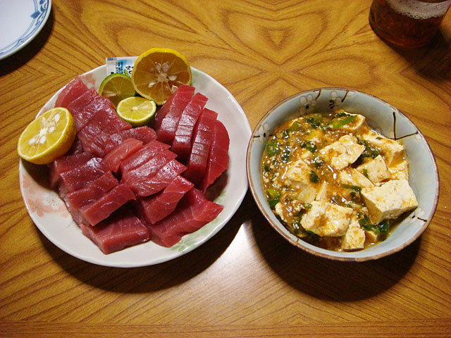 Tuna Sashimi and Mah-Poh-Tofu
