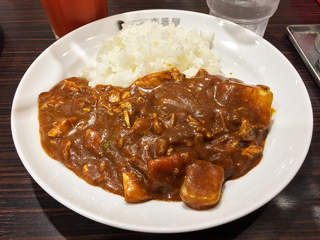 Half Order Beef Curry with Stewed Chicken and Vegetables