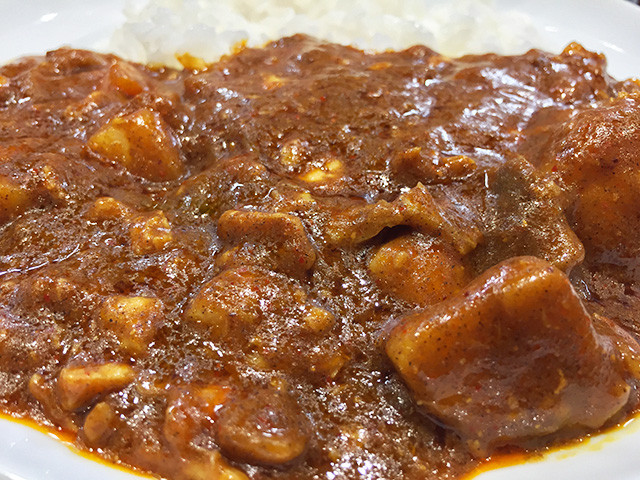 Half Order Beef Curry with Stewed Chicken and Vegetables