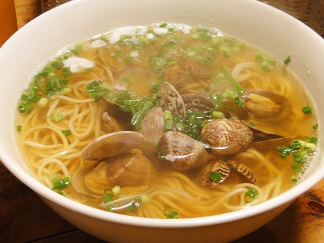 Clam Ramen Noodles
