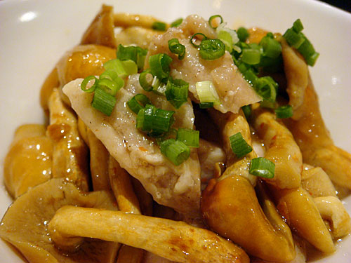 Steamed Chicken and Mushrooms