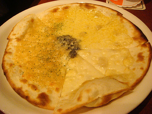 Pizza Four Kinds of Cheese
