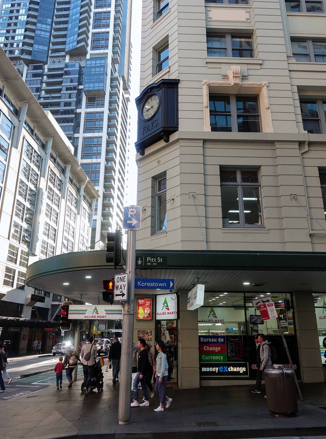 Pitt St と Liverpool St の交差点 1_edit
