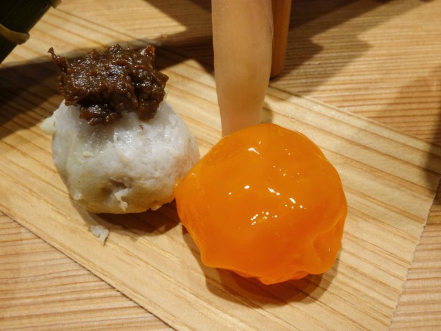 八寸(きぬかつぎ,卵黄の味噌漬け)_edit