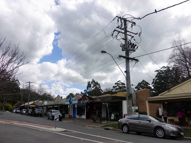 Olinda-Monbulk Rd 6_edit