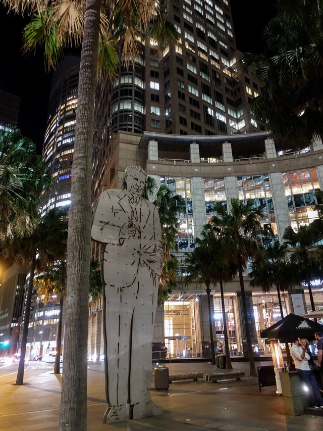 Hunter St と Elizabeth St の交差点 2_edit