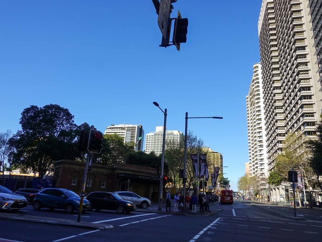 Liverpool St と Elizabeth St の交差点 1_edit