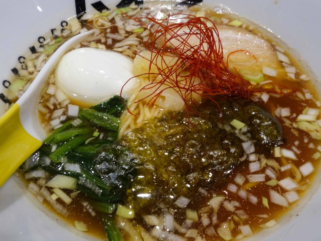 パイナップルラーメン(醤油)+ パイナップル味玉 5_edit