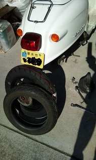 F1000388