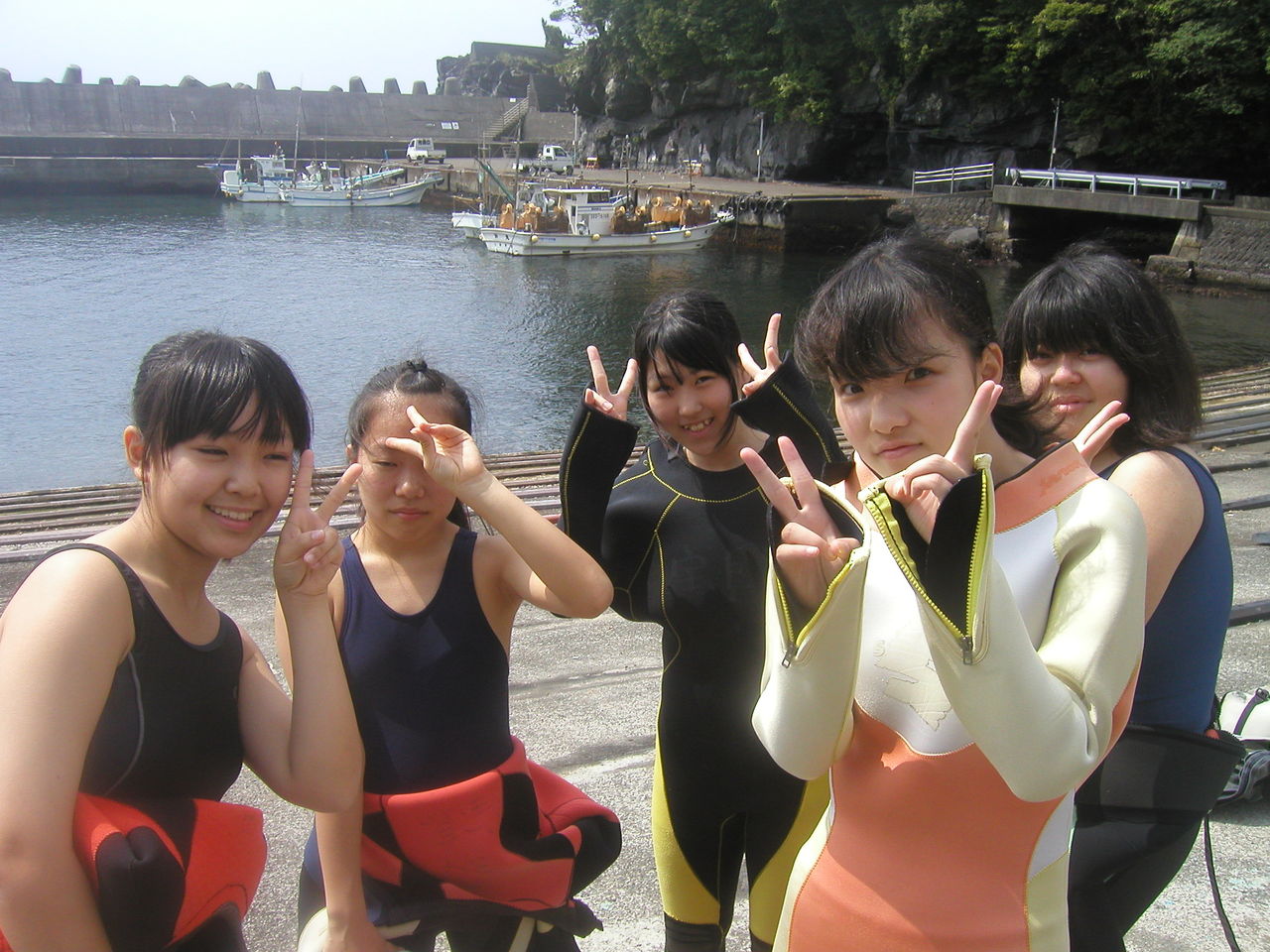 そそる集合写真 その10 [転載禁止]©bbspink.com	YouTube動画>4本 ->画像>2490枚 