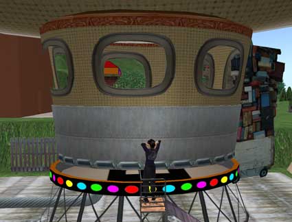 100626blimp04